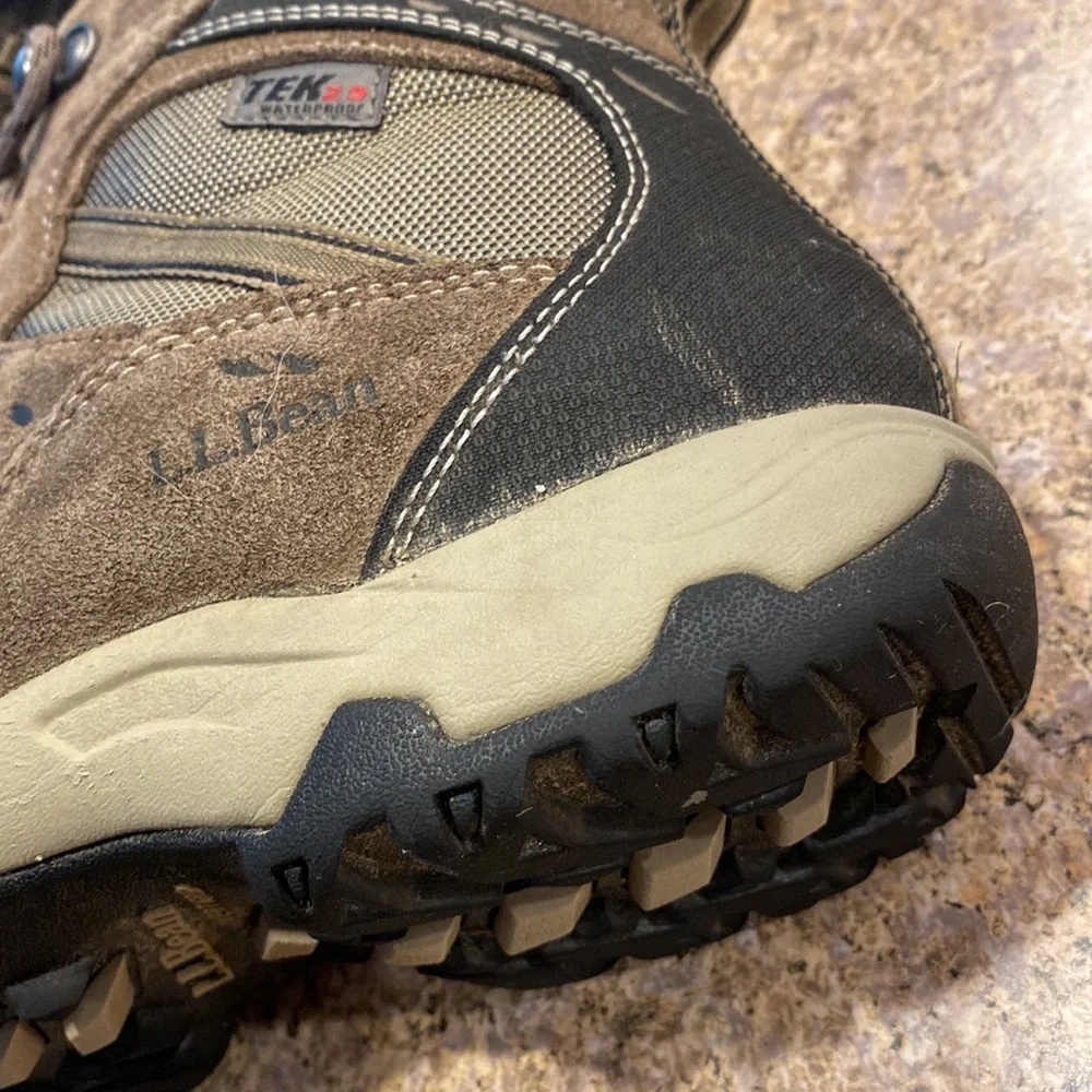 L.L. Bean Men’s Trail Model 4 Hiking Boots 7.5 Tek 2.5
